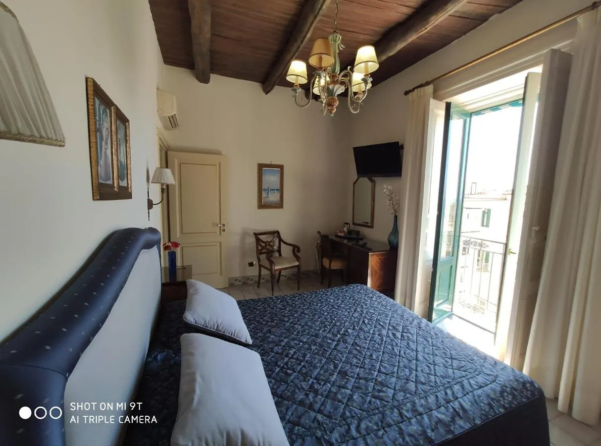 Residenza Del Duca Rooms & Apartments Amalfi 2*,