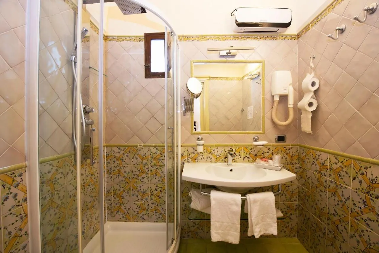 Residenza Del Duca Rooms & Apartments Amalfi Guest house